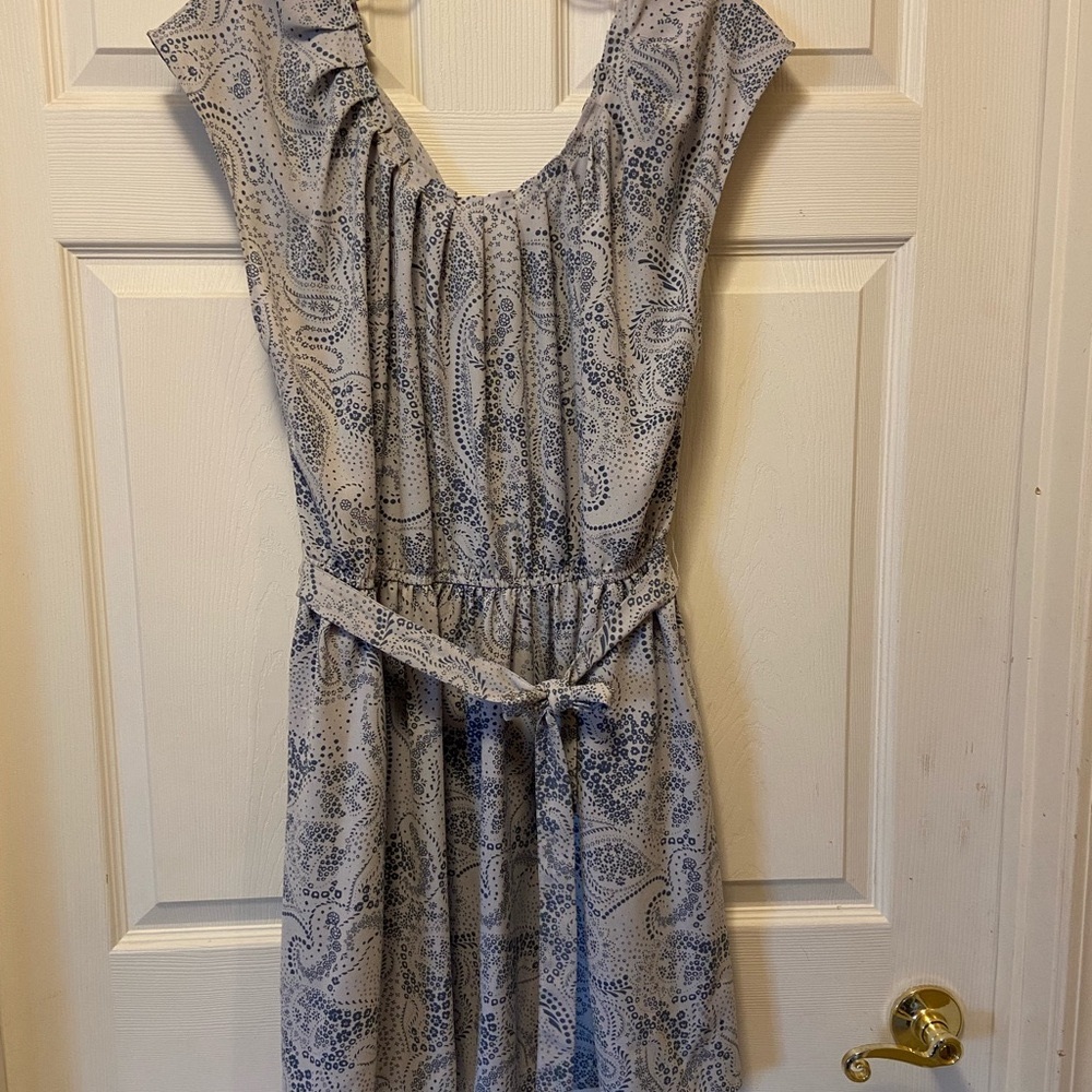 Elegant Gray Paisley Dress